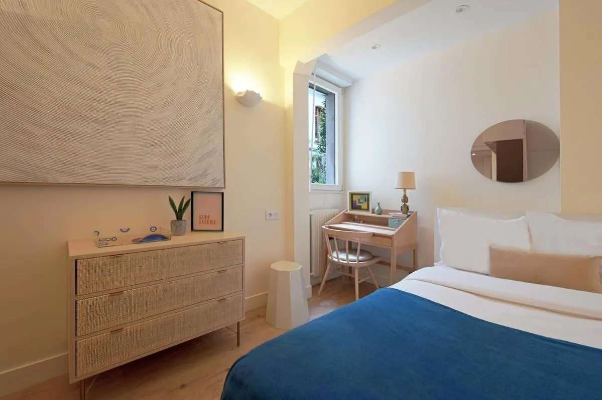 Elegant Studio Avenue Montaigne Paris 0*,  France